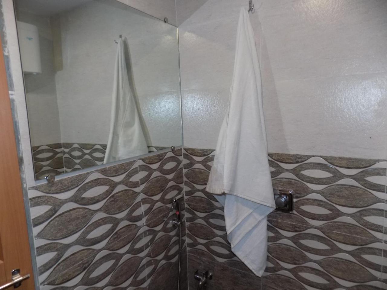 Metro Inn Dormitory Mumbai Exterior photo