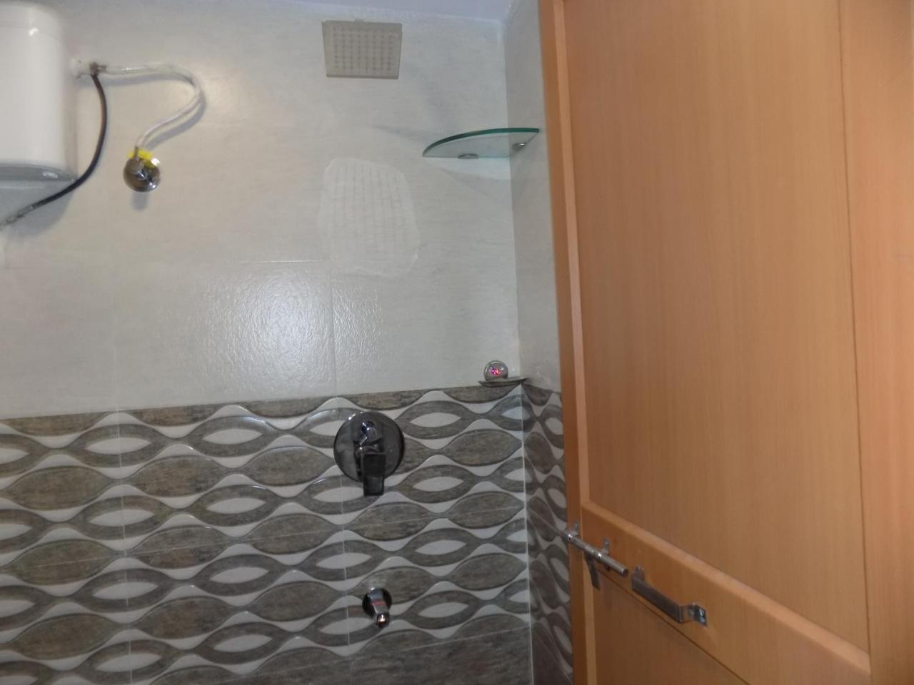 Metro Inn Dormitory Mumbai Exterior photo
